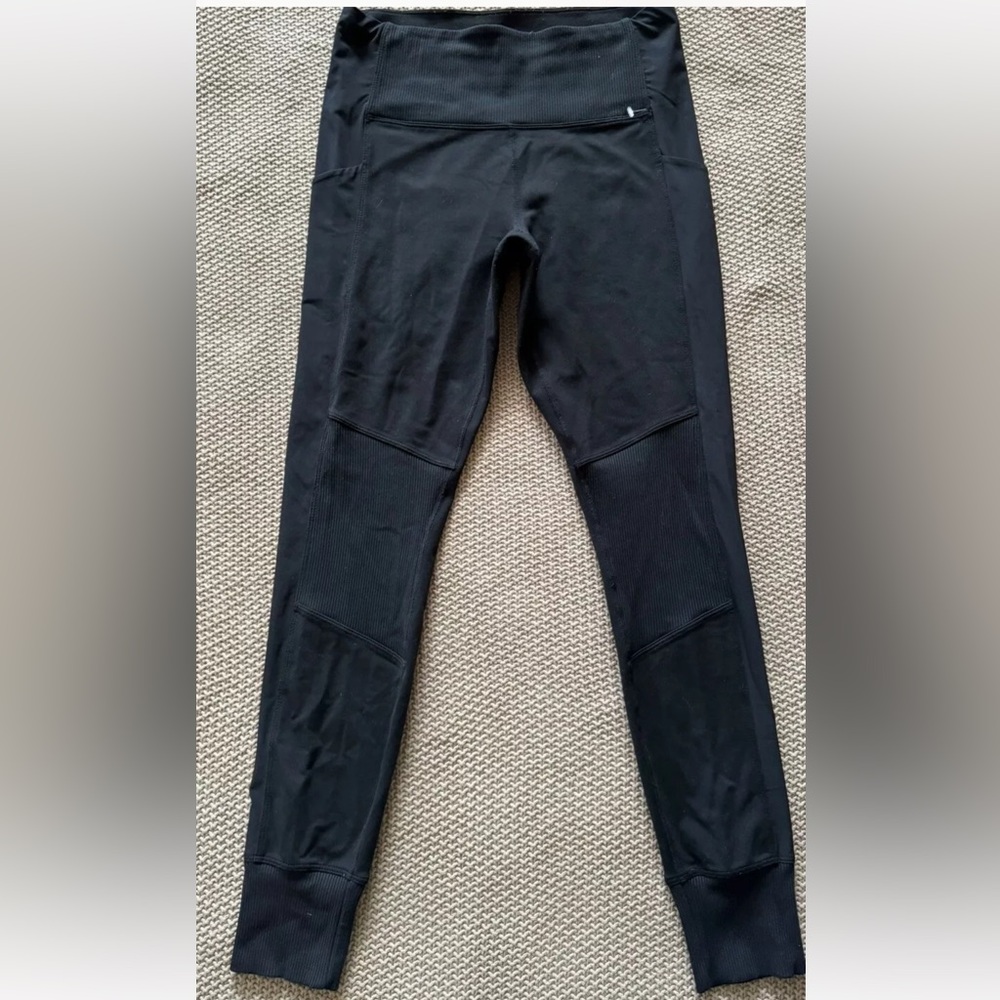ATHLETA Women’s‎ Excursion Hybrid Tight Black Size Small